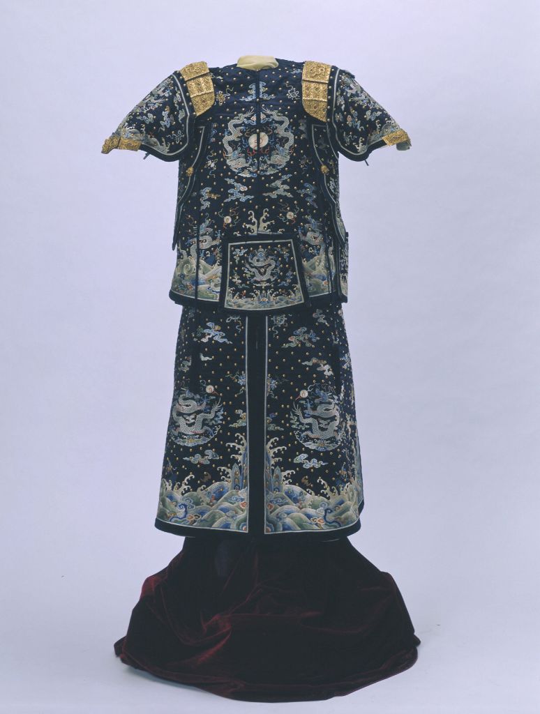 图片[1]-Stone blue satin embroidered cloud blue dragon silk armour-China Archive